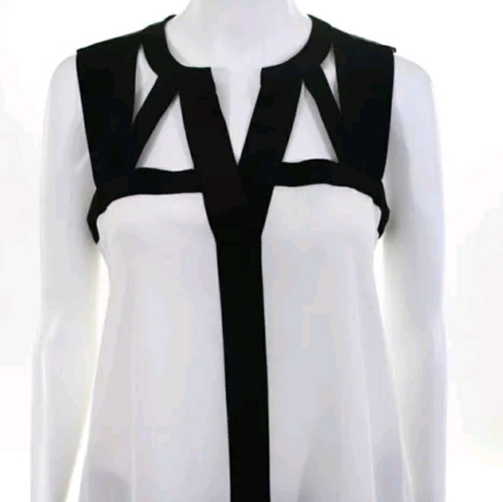 Bcbg maxAzria black white cut out blouse